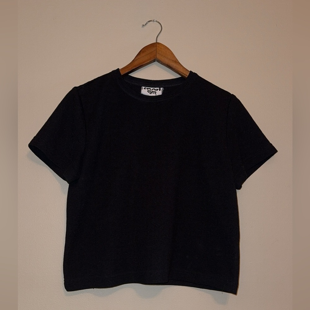 Sport ejm black cropped drifit type material top